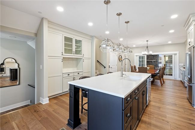 312 Highpointe Dr, Townhouse with 3 bedrooms, 4 bathrooms and 2 parking in Seven Fields PA | Image 6