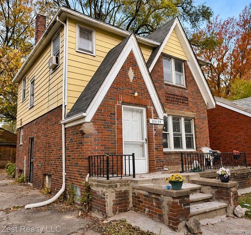 20129 Coventry St, Detroit, MI, 48203-1131 | Card Image