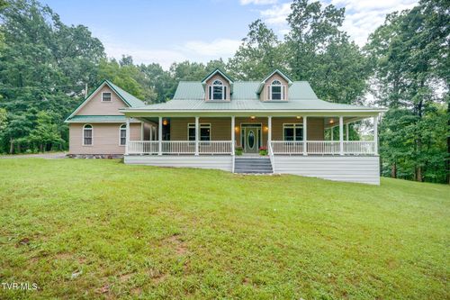149 Plazz Ave, Johnson City, TN, 37601-7157 | Card Image