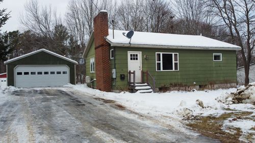 31 Edwards Street, Lincoln, ME, 04457 | Card Image