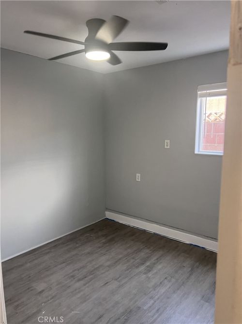 c-1230 E 68th, Los Angeles, CA, 90001 | Card Image