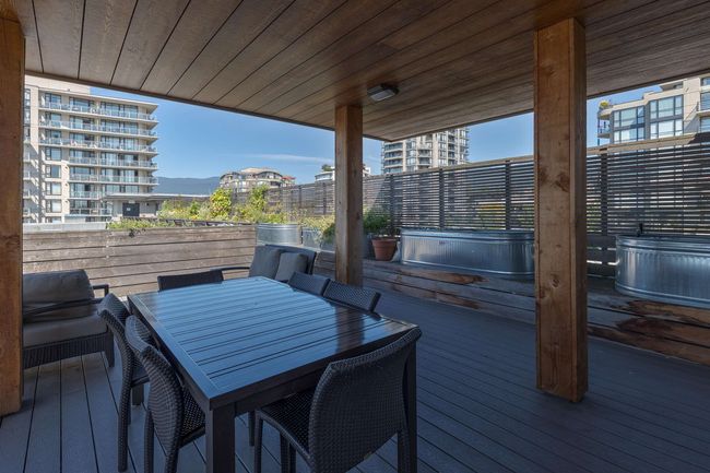 305 - 123 W 1st Street, Condo with 2 bedrooms, 1 bathrooms and 1 parking in North Vancouver BC | Image 13