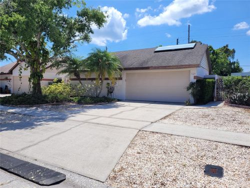 7125 Silvermill Dr, TAMPA, FL, 33635-9698 | Card Image