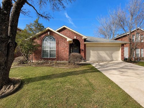 2070 Belvedere Dr, Lewisville, TX, 75067-6107 | Card Image