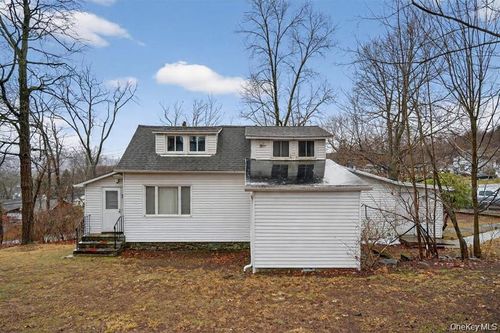 36 Weygant Hl, Highland Mills, NY, 10930-5125 | Card Image