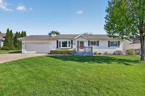 236 Lukas Ln, Milton, WI, 53563-1267 | Card Image