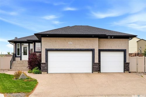 3921 Red Lily Bay, Regina, SK, S4V1S3 | Card Image