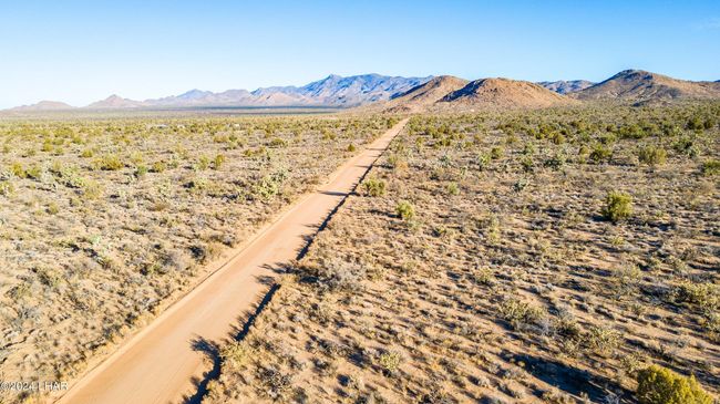 0 Bonanza Rd, Home with 0 bedrooms, 0 bathrooms and null parking in Yucca AZ | Image 4