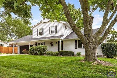 3208 Sw College Ave, Topeka, KS, 66611 | Card Image