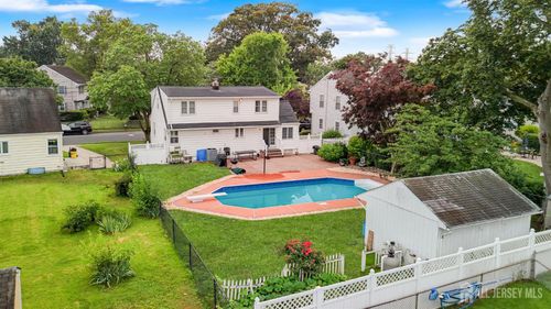 45 Kenwood Ter, Hamilton, NJ, 08610-2512 | Card Image