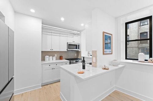 a-29-33 51st St, Weehawken, NJ, 07086-1204 | Card Image