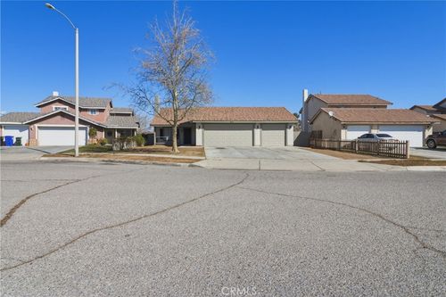 10736 Dove Ct, Adelanto, CA, 92301-4191 | Card Image