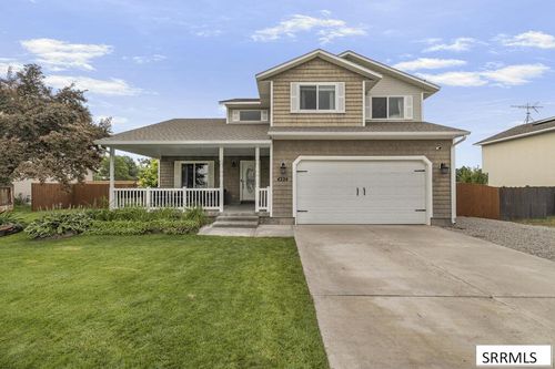 4224 Forest Glen Dr, Ammon, ID, 83406-6906 | Card Image