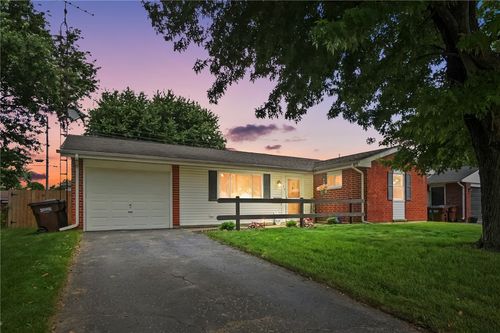 193 Oregon Dr, Xenia, OH, 45385-4429 | Card Image