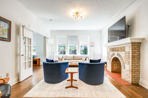 apt-101-4845 Swiss Ave, Dallas, TX, 75204-7152 | Card Image