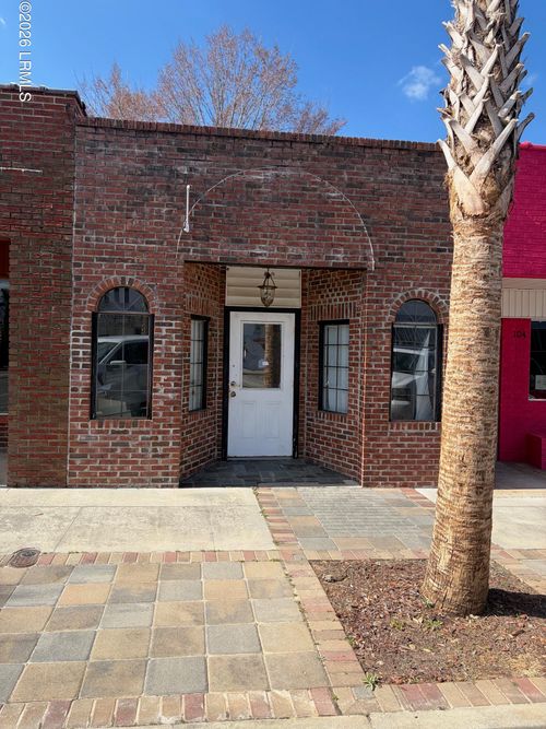 108 Lee Ave, Hampton, SC, 29924-3438 | Card Image