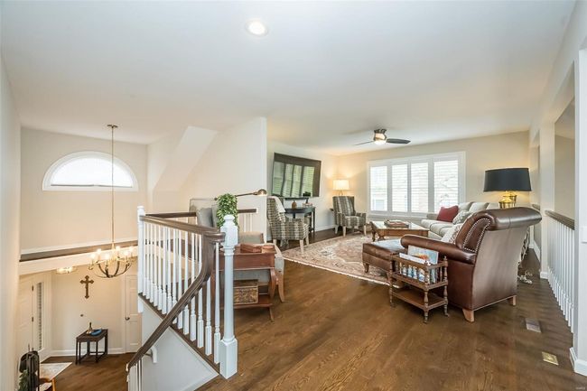 Loft area family room | Image 37