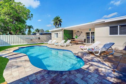 1228 Johnson St, Hollywood, FL, 33019-1045 | Card Image