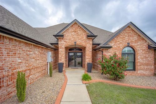 3012 Twin Lake Dr, Moore, OK, 73165-7356 | Card Image