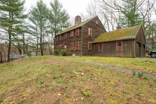 15 Hart Rd, Lynnfield, MA, 01940-2426 | Card Image