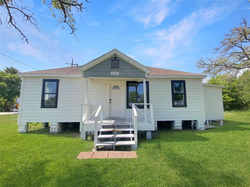 1201 Pine Dr, Dickinson, TX, 77539 | Card Image