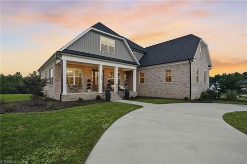 4306 Griffins Gate Ln, Greensboro, NC, 27407-7950 | Card Image