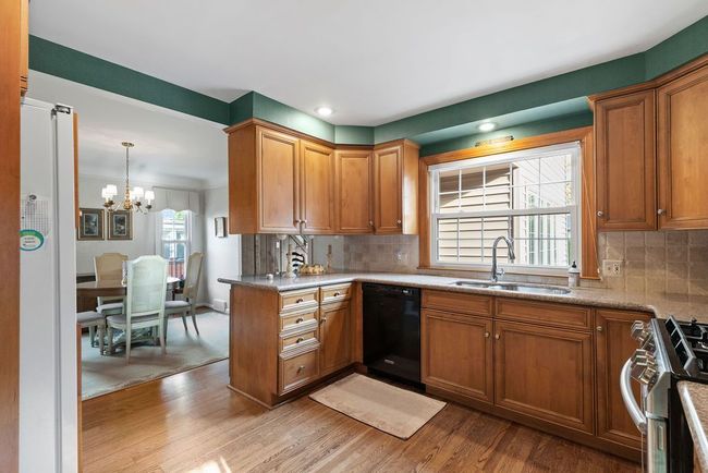 1344 Torrey Rd, House other with 3 bedrooms, 3 bathrooms and null parking in Grosse Pointe Woods MI | Image 13