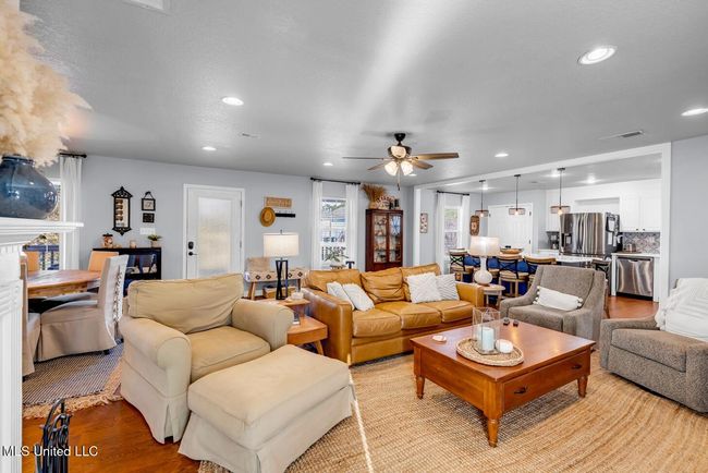 202WhiteHarbor-16 | Image 15