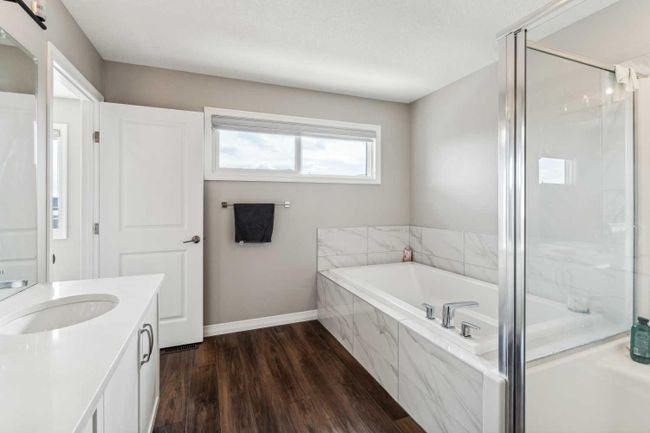 236 Red Sky Terrace Ne, Home with 6 bedrooms, 4 bathrooms and 4 parking in Calgary AB | Image 22