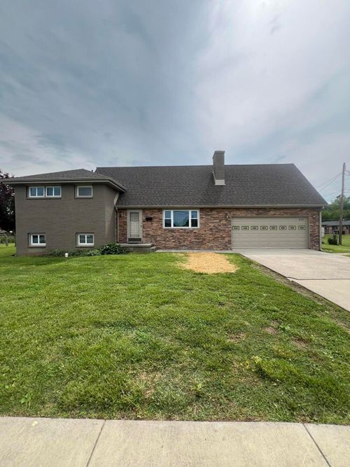 825 N Main St, Barbourville, KY, 40906-1617 | Card Image