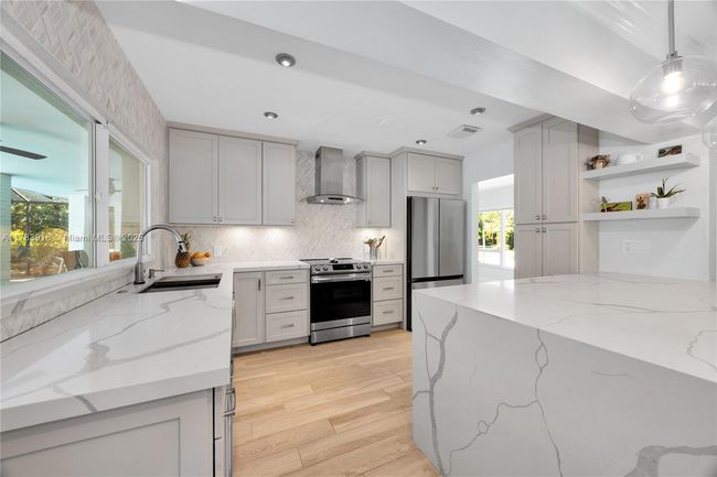 9401 Sw 69 Th Ct, House other with 5 bedrooms, 4 bathrooms and null parking in Pinecrest FL | Image 30