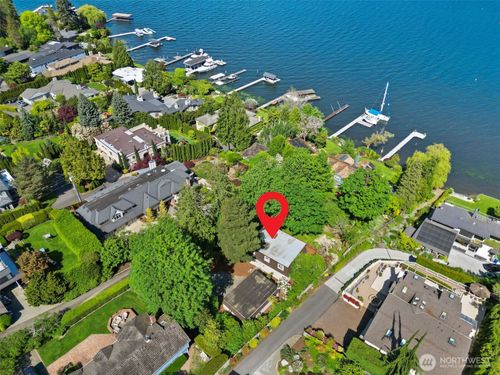 4442 95th Ave Ne, Bellevue, WA, 98004-1303 | Card Image