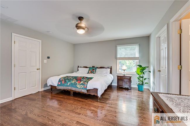 40 Jared Blvd, House other with 5 bedrooms, 5 bathrooms and null parking in Kendall Park NJ | Image 13