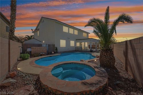 977 Courtney Valley St, Henderson, NV, 89052-3847 | Card Image