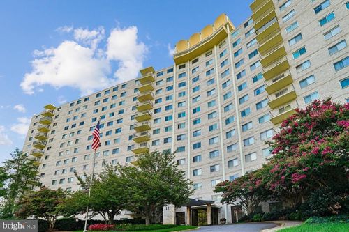 916-a-1111 University Blvd W, SILVER SPRING, MD, 20902-3327 | Card Image