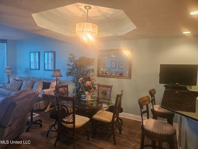 Dining Area | Image 7