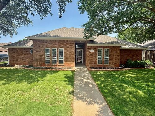 3612 Oakridge Dr, Midland, TX, 79707-2833 | Card Image