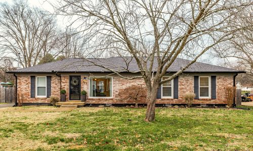 117 Maureen Dr, Hendersonville, TN, 37075-5311 | Card Image