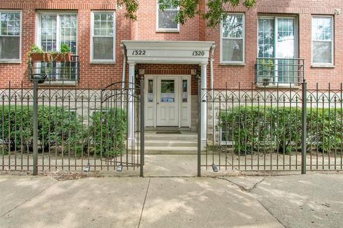 apt-2w-1322 W Belmont Ave, Chicago, IL, 60657-9681 | Card Image