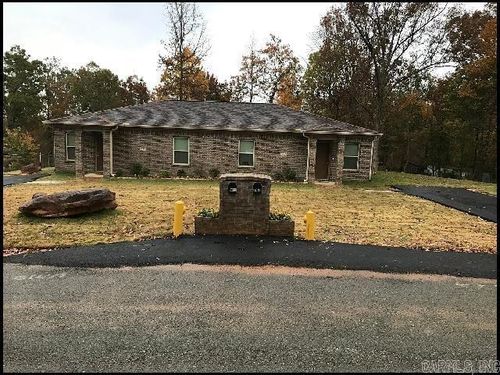 6455 Lilac Dr, Mabelvale, AR, 72103-3921 | Card Image
