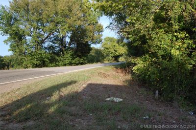 Trudgeon/Holly RD just East of Henryetta | Image 1