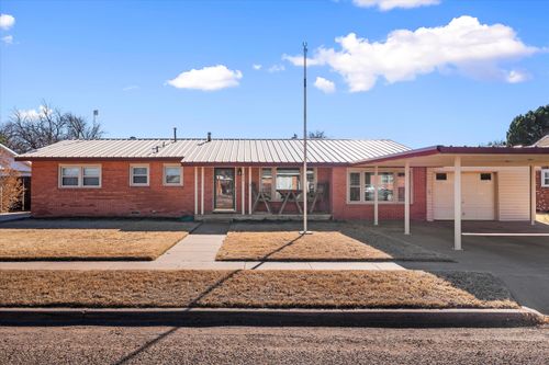 804 2nd St, Plains, TX, 79355 | Card Image