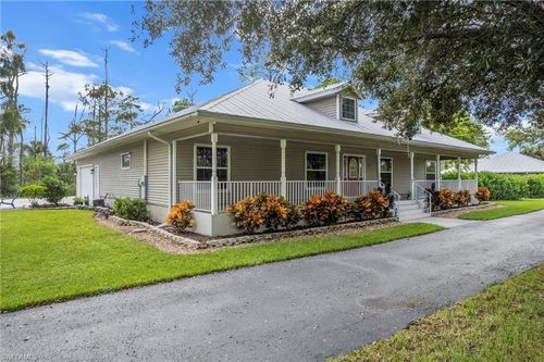 90 24th Ave Ne, NAPLES, FL, 34120-2368 | Card Image