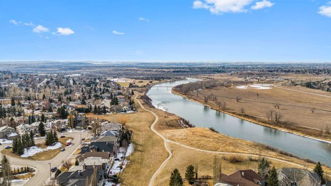 18 Mt Selkirk Place Se, House other with 5 bedrooms, 3 bathrooms and 4 parking in Calgary AB | Image 46
