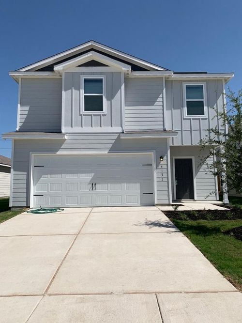 4131 Trail De Paris, New Braunfels, TX, 78132-0303 | Card Image