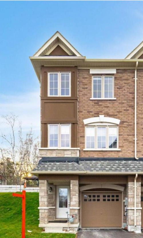 24-68 1st St, Orangeville, ON, L9W2E4 | Card Image