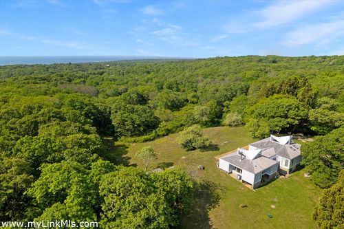44 Cencelle, Chilmark, MA, 02535 | Card Image