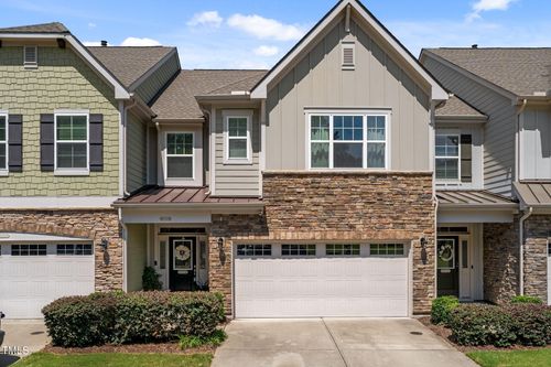 9306 Nellman Ln, Raleigh, NC, 27617-8219 | Card Image