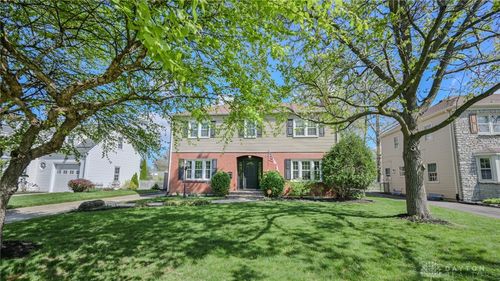 522 Northwood Dr, Springfield, OH, 45504-1221 | Card Image