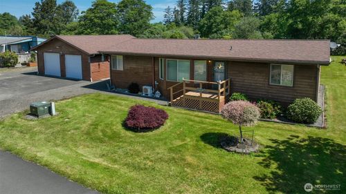 7115 Ortelius Dr, Ilwaco, WA, 98624-9015 | Card Image